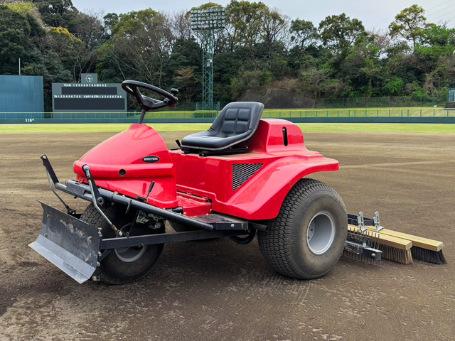 バロネスグランド整地機GR165T